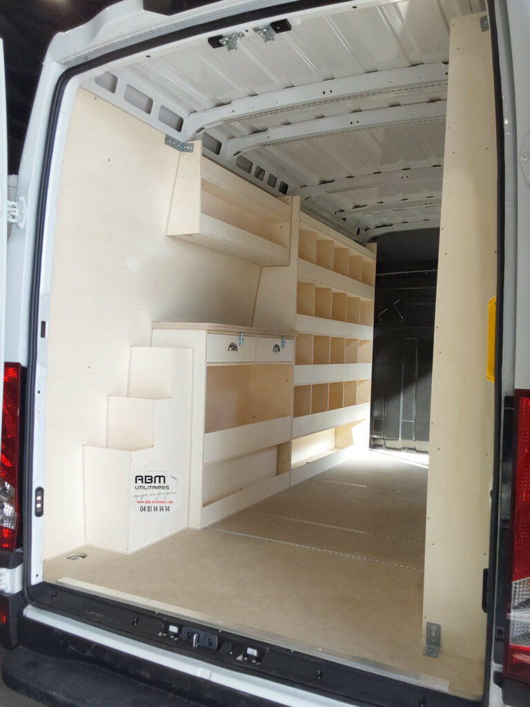 amenagement van lyon iveco daily